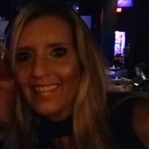 Meet your Posher, Becky